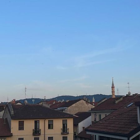 Casa Dora In Turin Turim Exterior foto